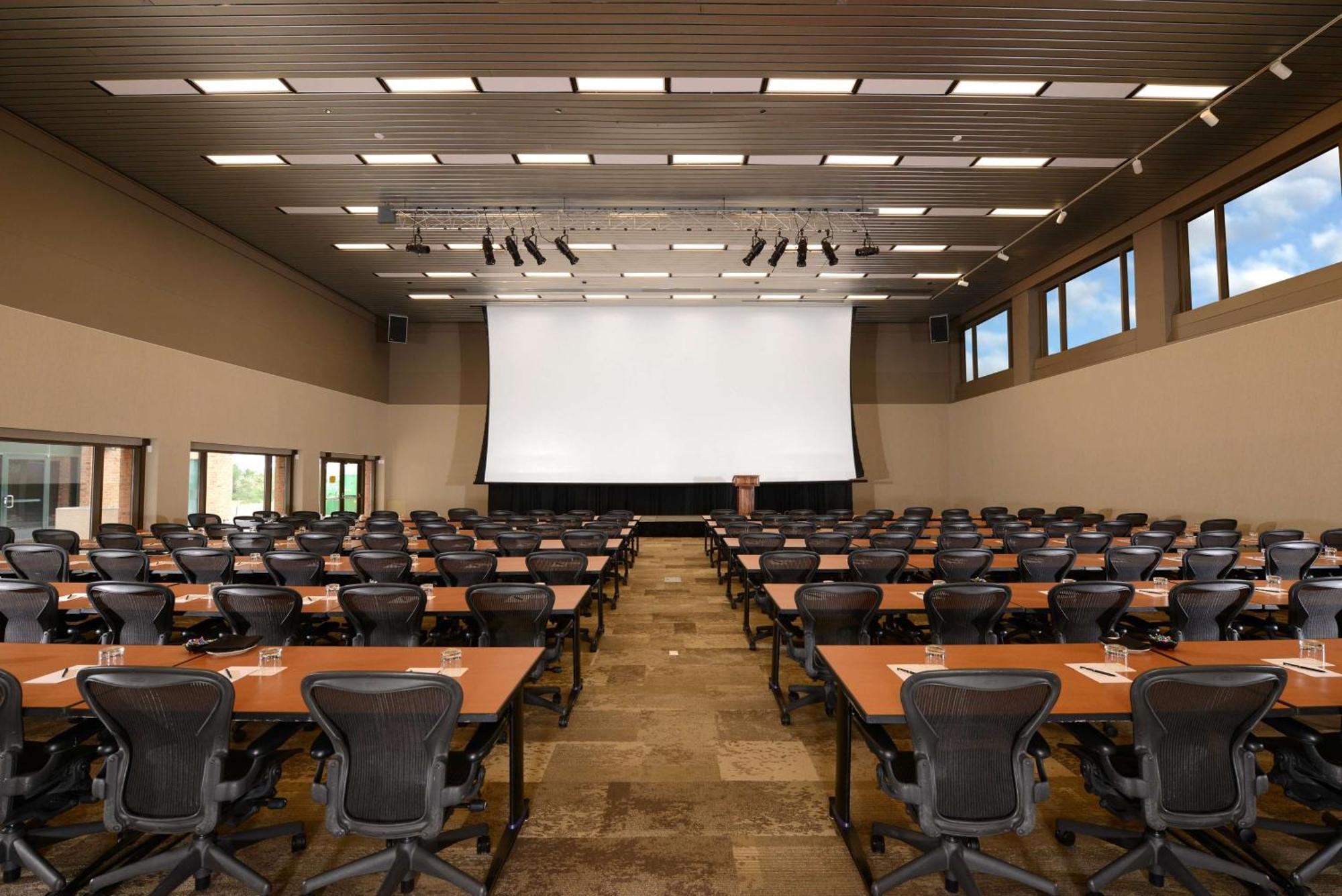 The Inverness Denver, A Hilton Golf & Spa Resort Englewood Exterior photo