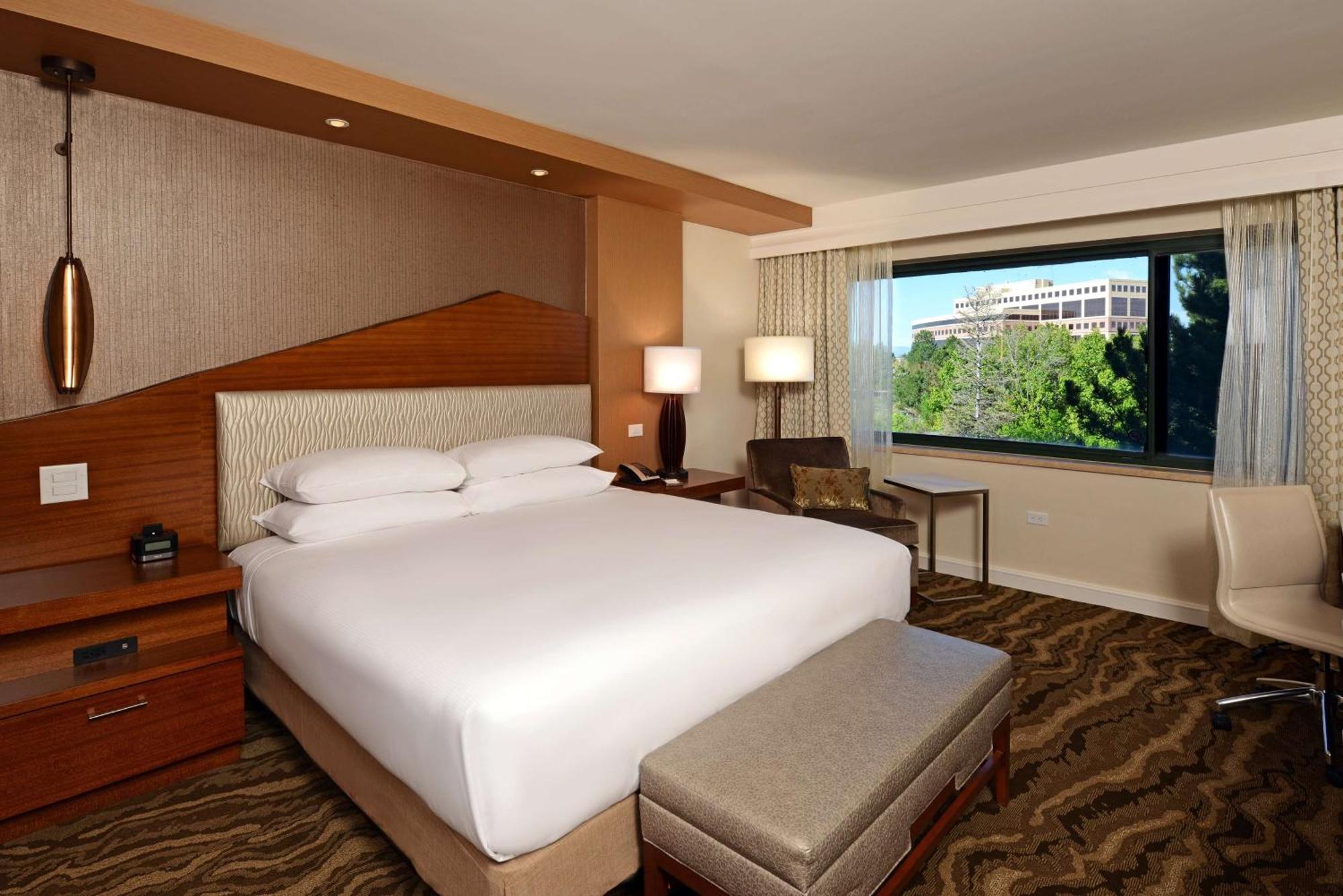 The Inverness Denver, A Hilton Golf & Spa Resort Englewood Exterior photo