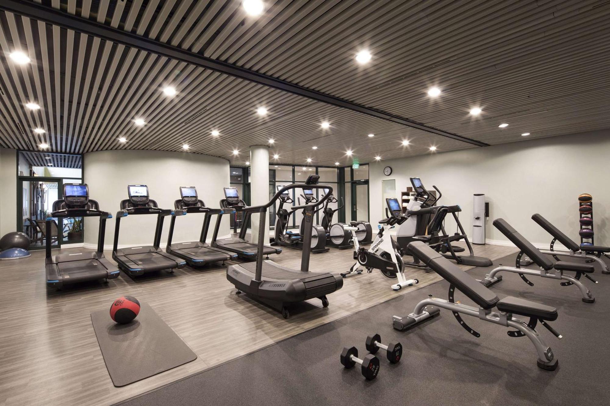 The Inverness Denver, A Hilton Golf & Spa Resort Englewood Exterior photo