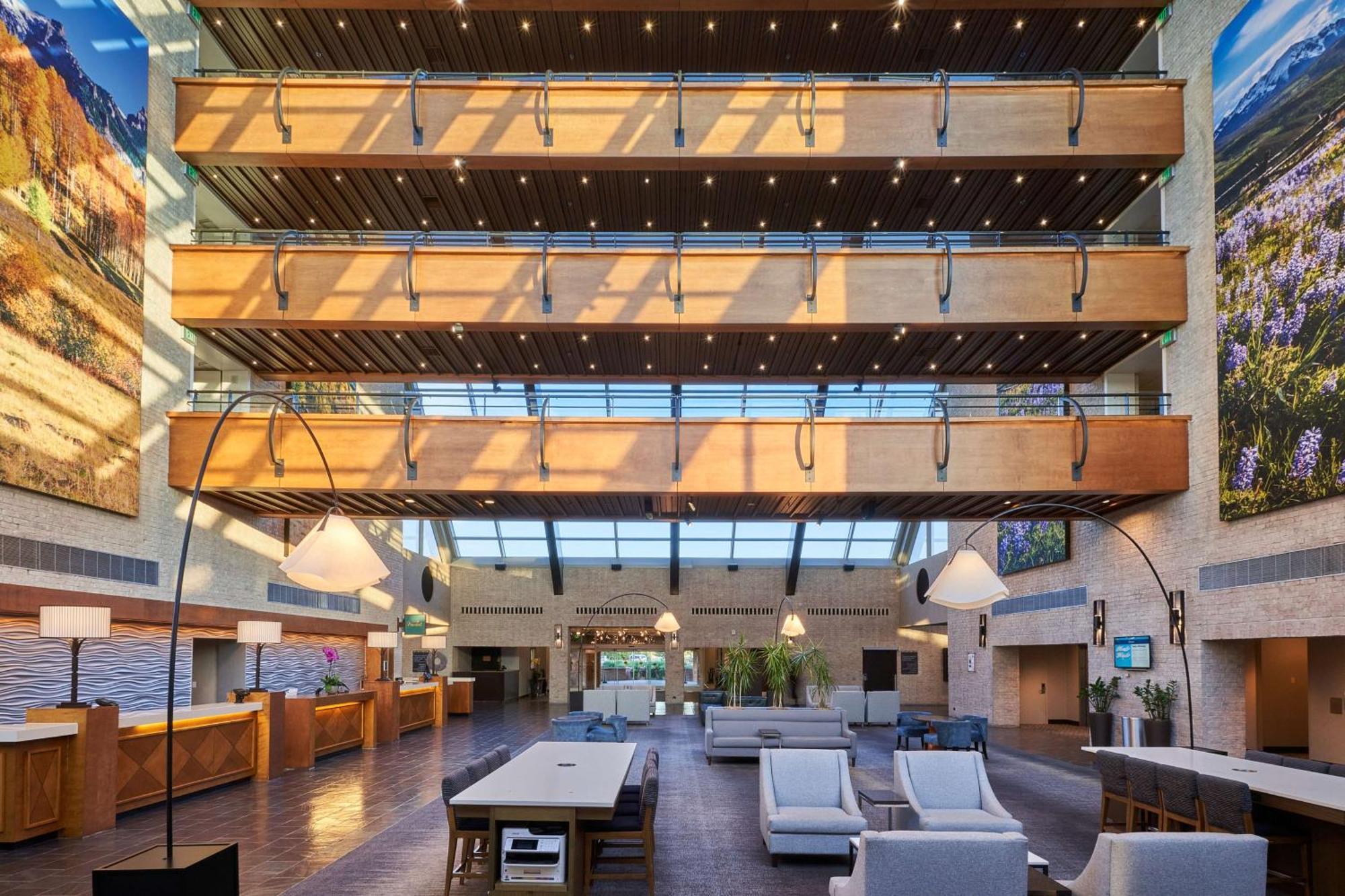 The Inverness Denver, A Hilton Golf & Spa Resort Englewood Exterior photo