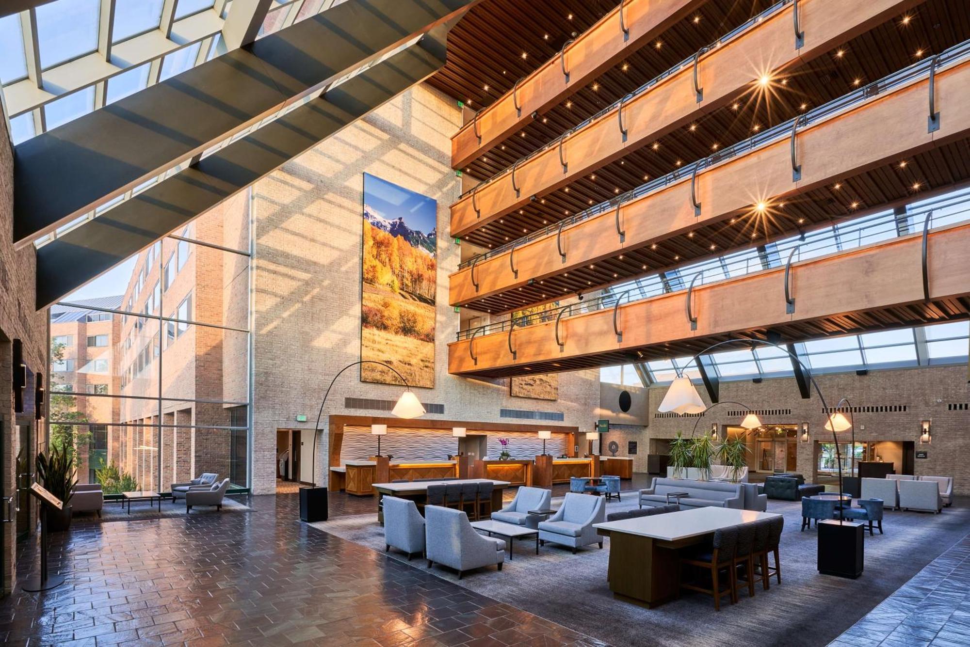 The Inverness Denver, A Hilton Golf & Spa Resort Englewood Exterior photo